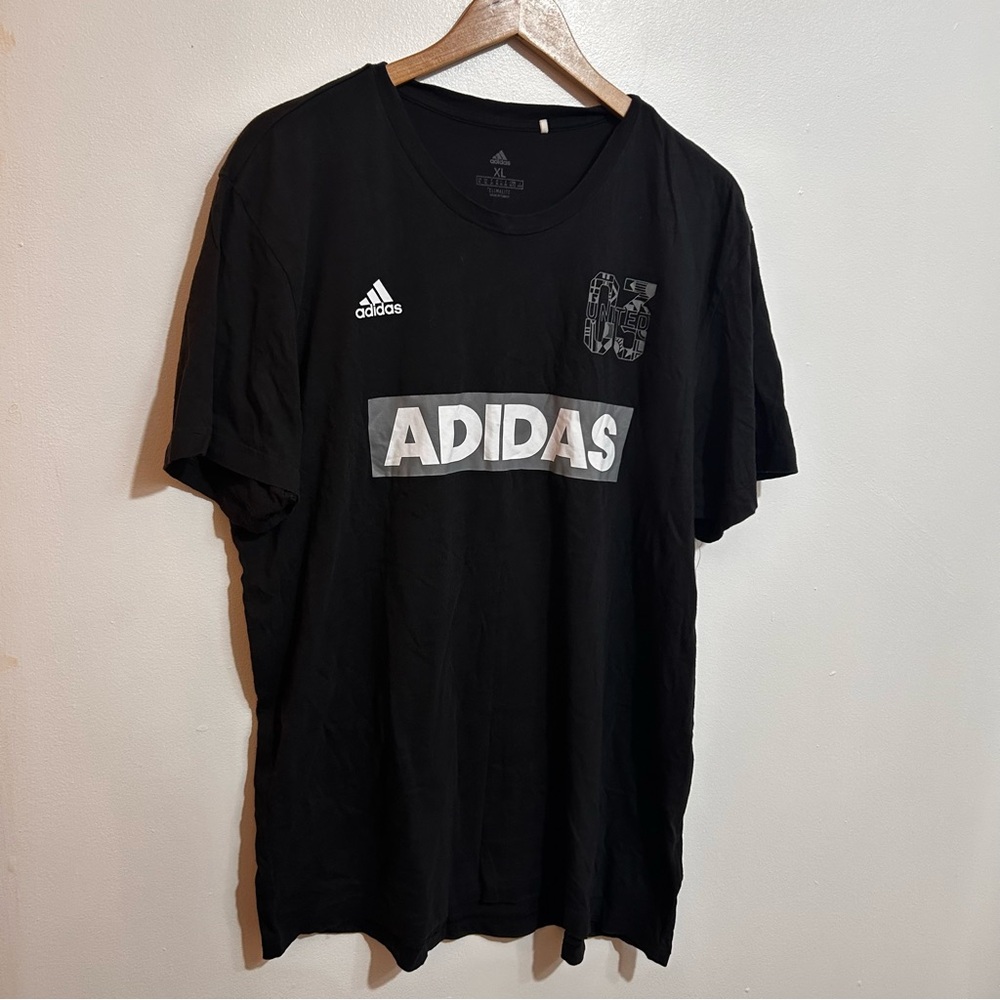 Adidas Men's Black Graphic Tee Size XL